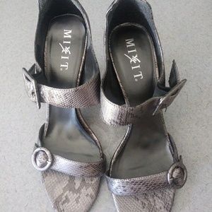 MIX IT Pia Pewter 3 inches high heel